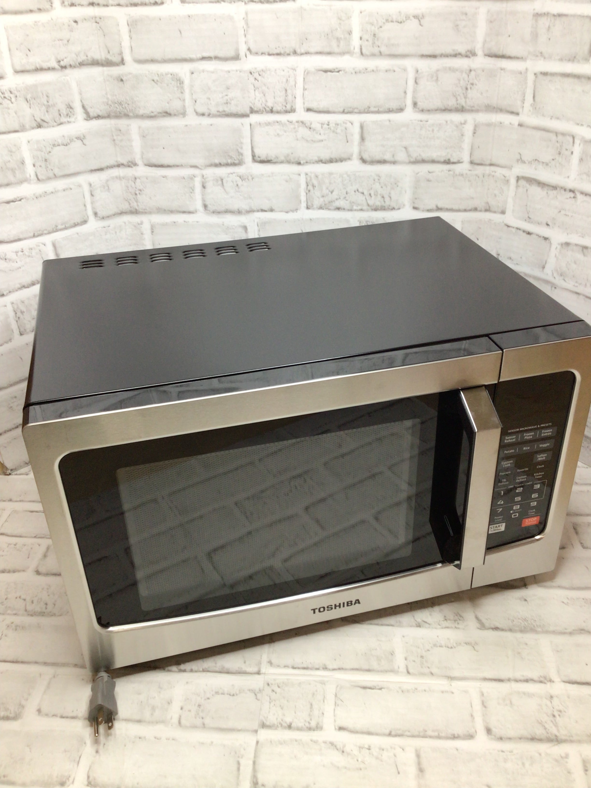TOSHIBA EM131A5C-SS Stainless Steel Countertop Microwave Oven Smart Sensor (8109858554094)